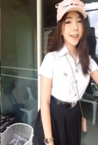 นักศึกษารับงานไซด์ไลน์